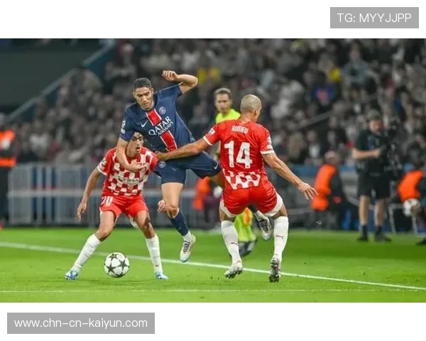 科莫门将扑点后失误送礼，拉比奥低射死角锁定胜局