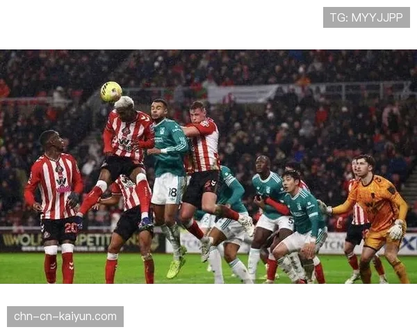 拜仁慕尼黑1-0小胜曼城，凭借客场进球优势惊险晋级四强